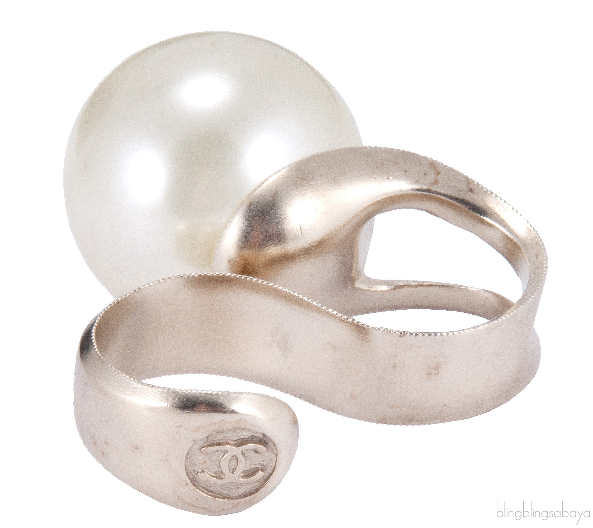 Double Metal Giant Pearl Ring