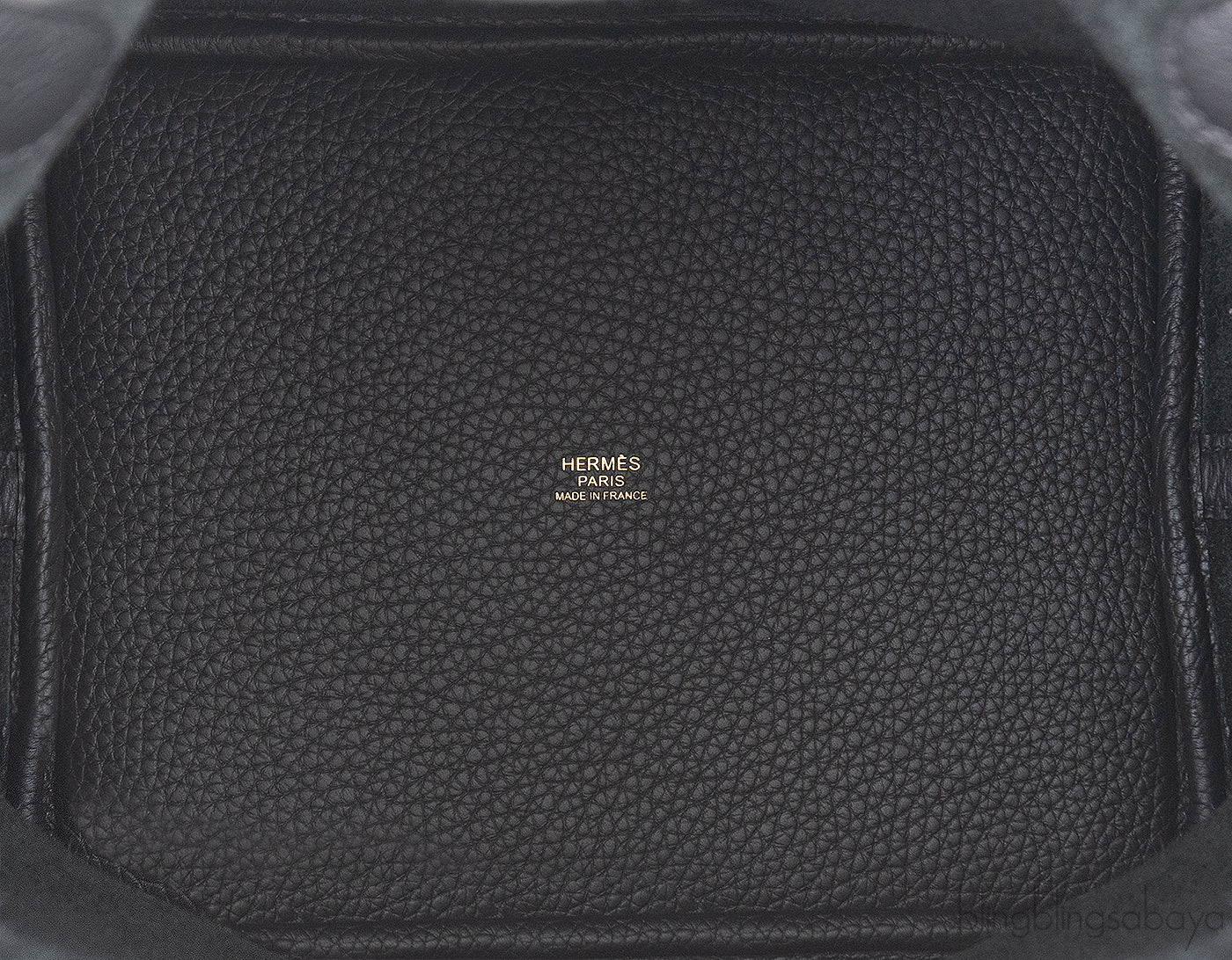Picotin Lock 22 Black Taurillon Clemence GHW