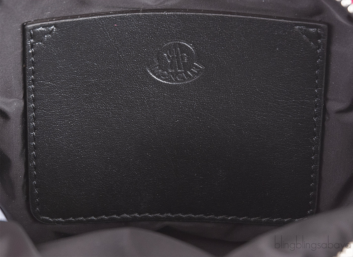 Kilia Red Nylon Shoulder Bag