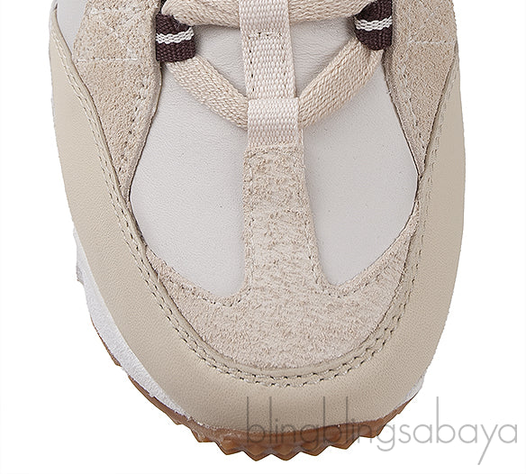 JAQUEMUS x Nike Air Humara LX Beige Sneakers