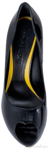 Black Heart Peep Toe Pump