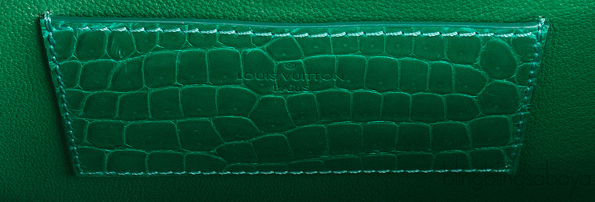 Twist MM Emerald Crocodile Bag