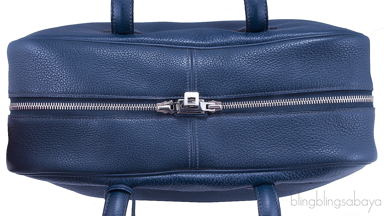 Victoria II Blue Obscur