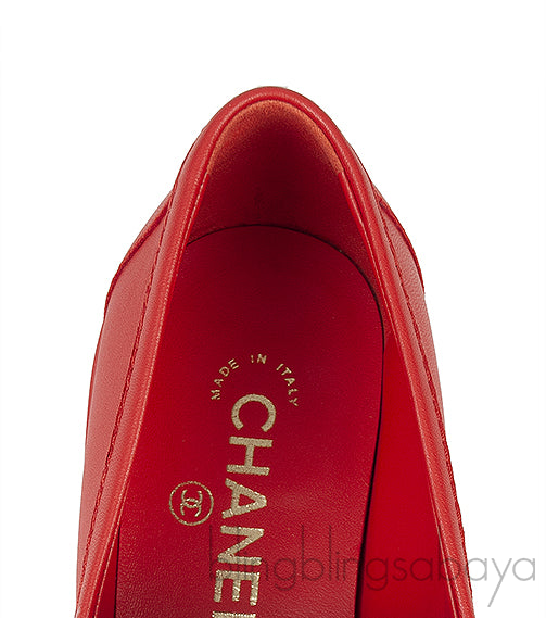 Lambskin CC Turnlock Quilted Loafers