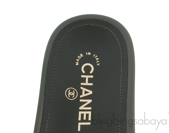 Olive Green Chain Slip-on Sandals