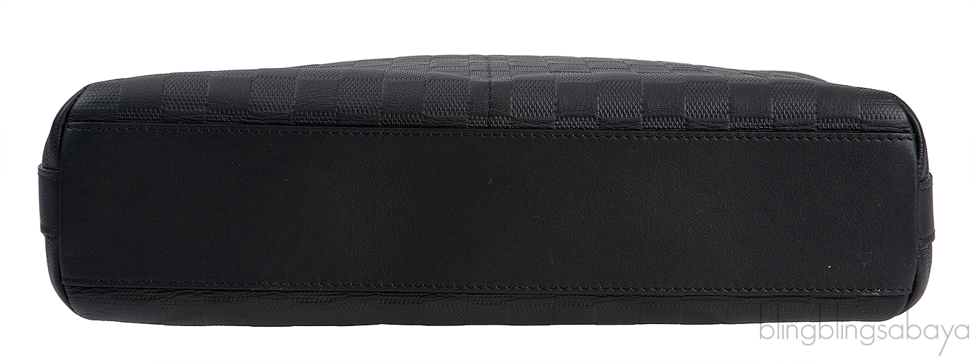 Black Infiniti Leather Calypso Messenger Bag MM