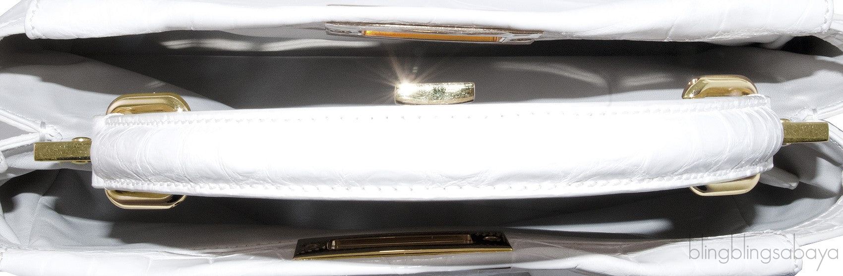 White Pearl Crocodile Peek-a-boo