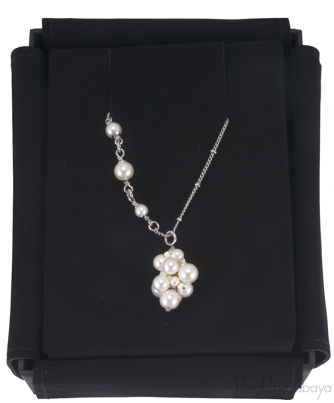 Pearl Pendant Necklace
