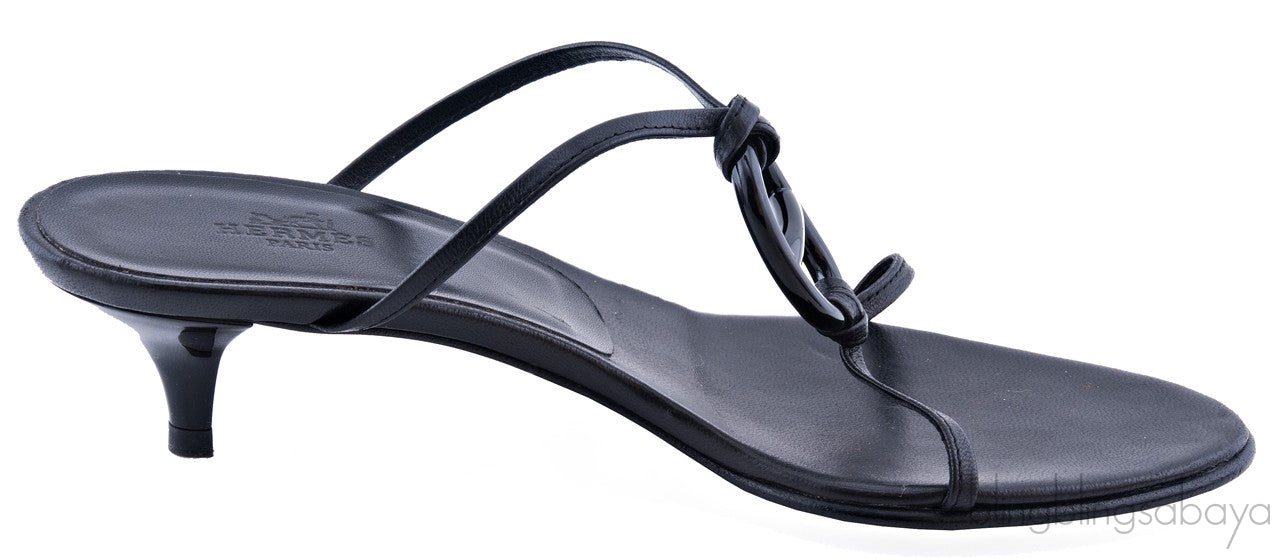 Black \"Kiss\" Sandals