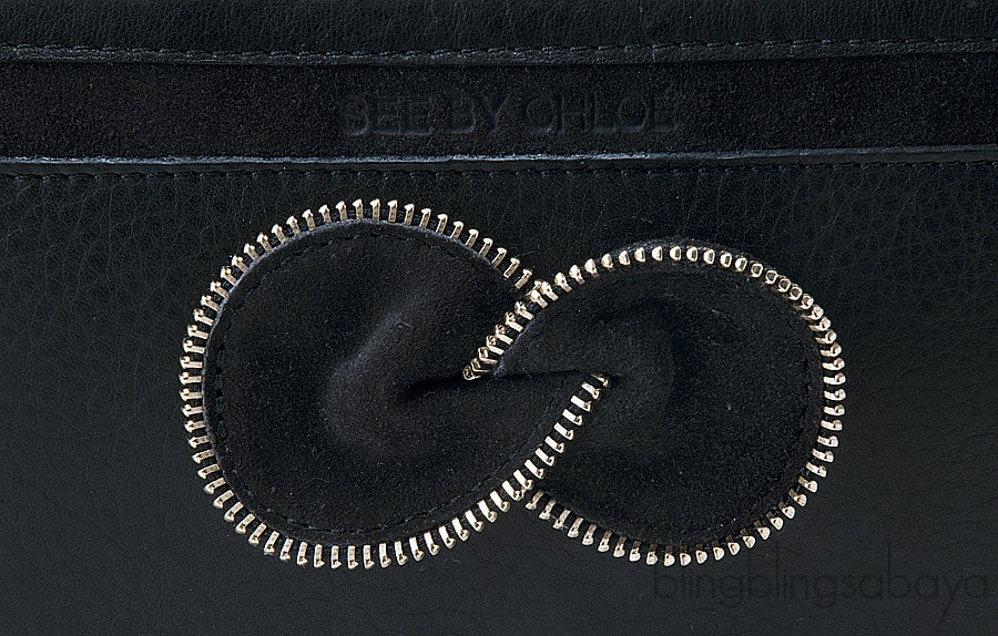 Black Bow Zip Claras Wallet