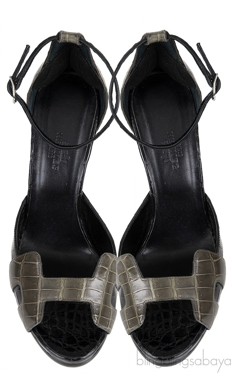 H Initial Black Bicolor Crocodile Heels