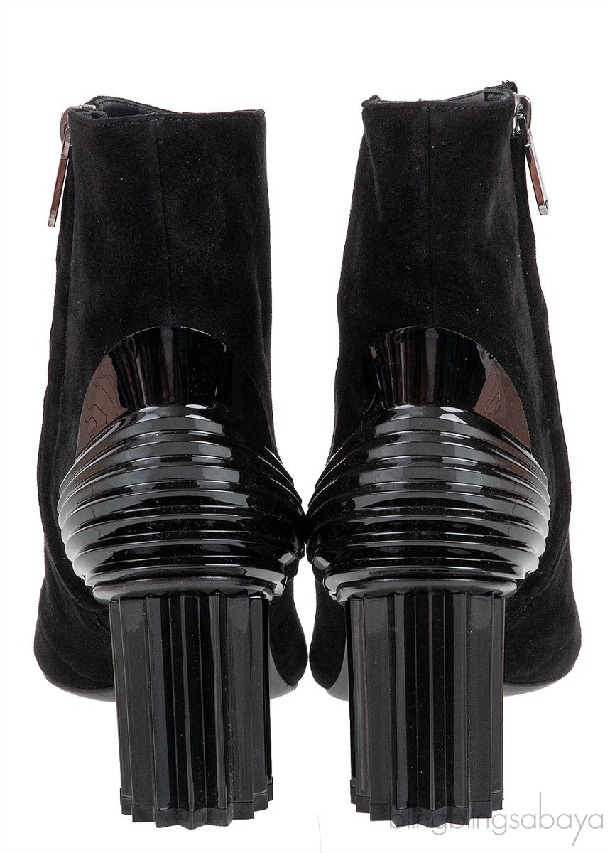 Balmain Black Pointed Toe Suede Ankle Boots