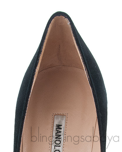 Black Hangisi Suede Pearl Pump
