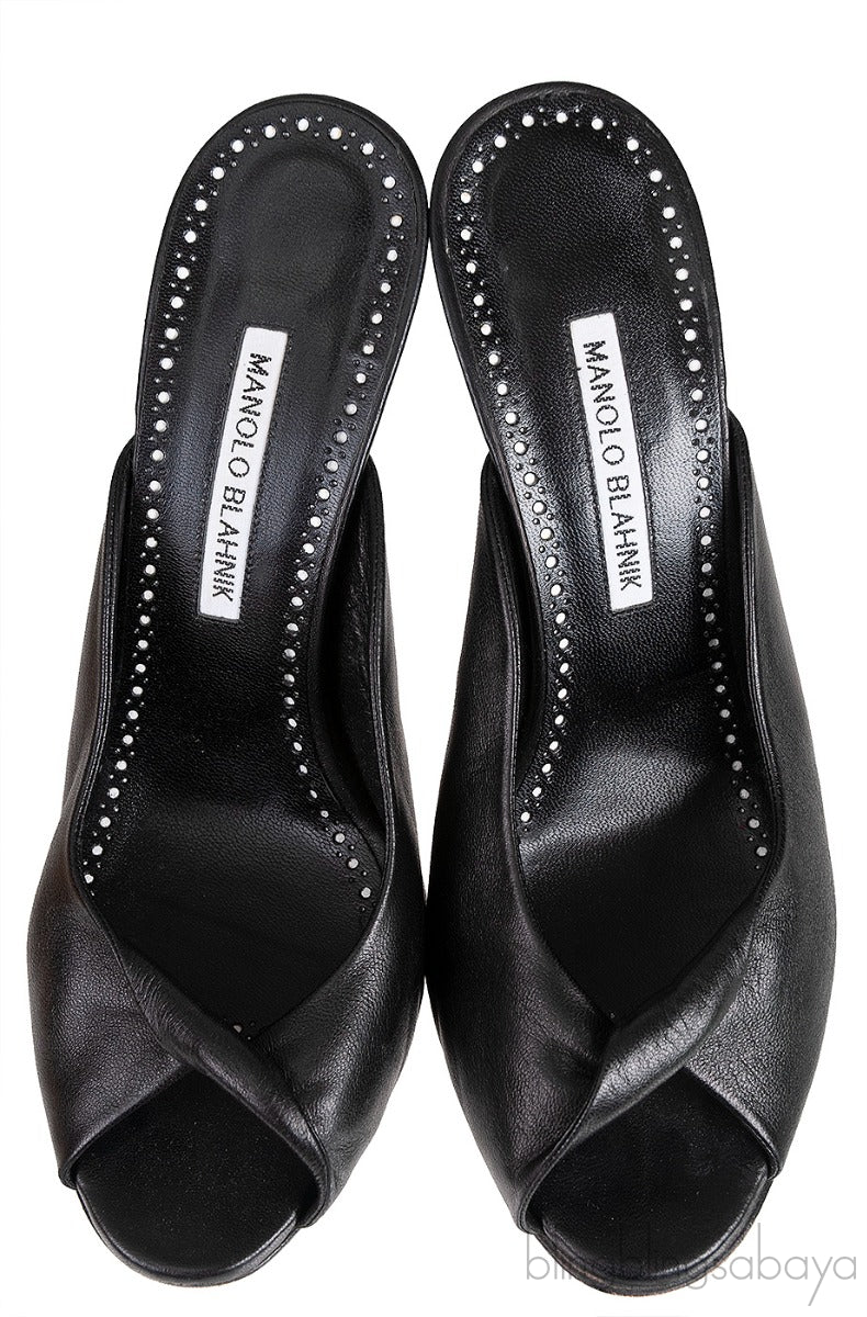Black Leather Twisted Vamp Peep Toe Mule