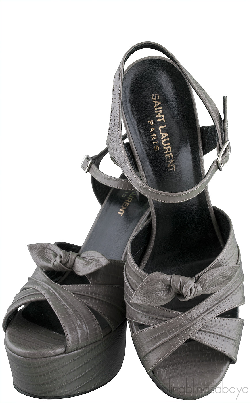 Grey Bow Textured Leather Pump
