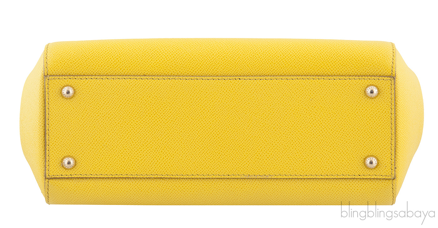 Miss Sicily Dauphine Medium Yellow