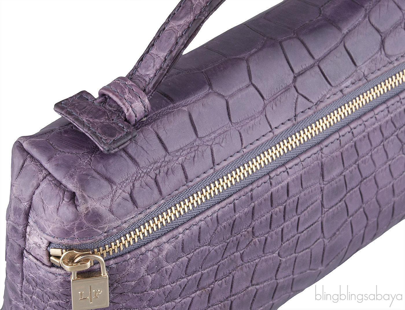 L19 Alligator Pouch