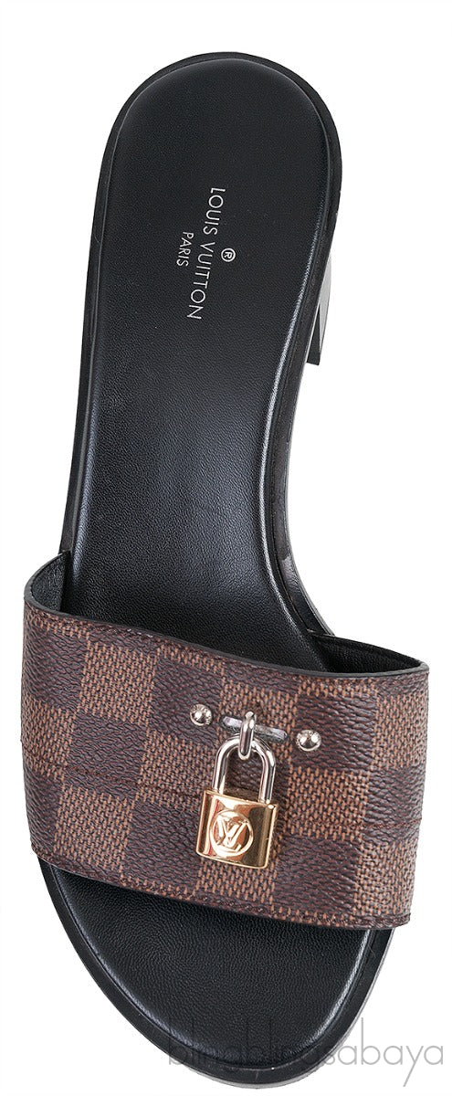 Middle East Exclusive Lock It Mule