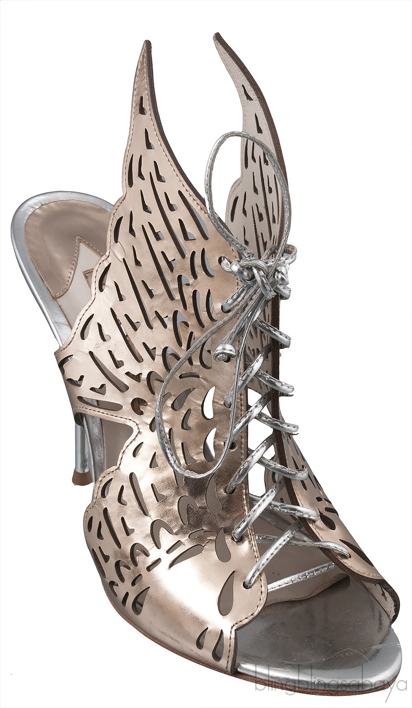 Cut-out Wings Slip-on Sandals