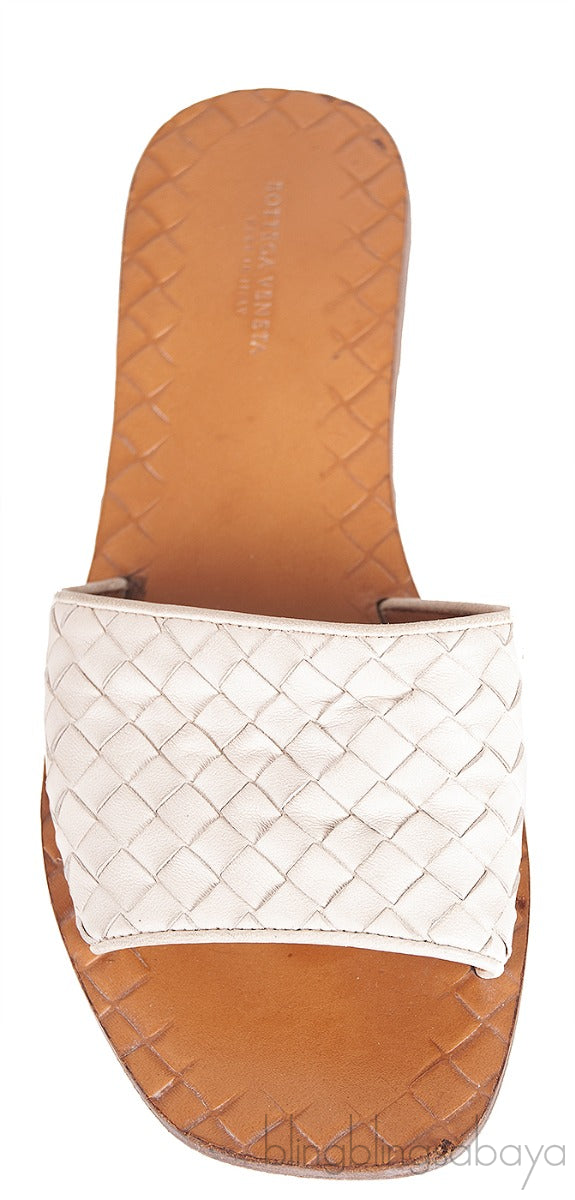 Bottega Veneta Off-white Leather Intrecciato Flat Slides