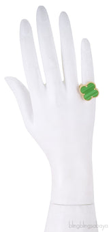 Magic Alhambra Malachite Ring
