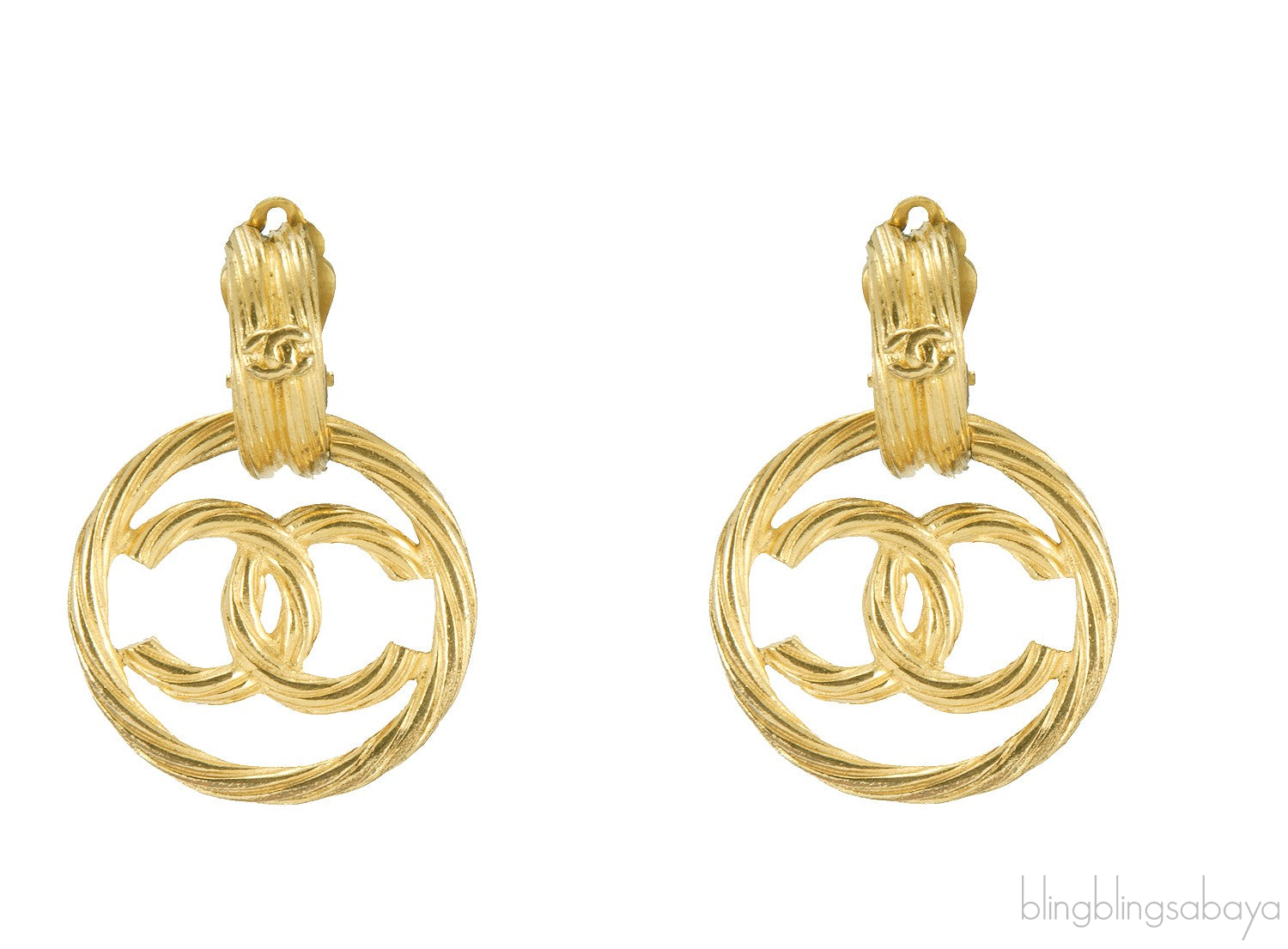 CC Vintage Round Dangling Earrings