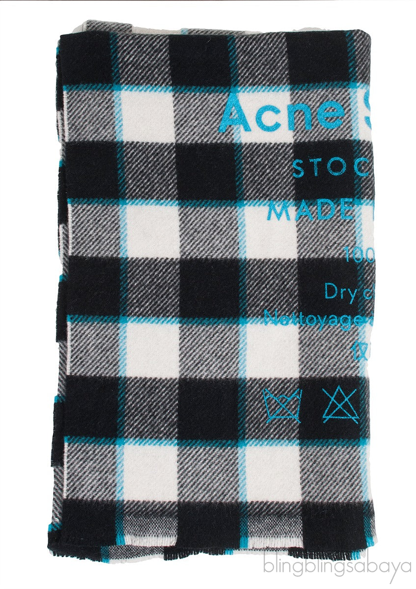 Checkered Wool Scarf