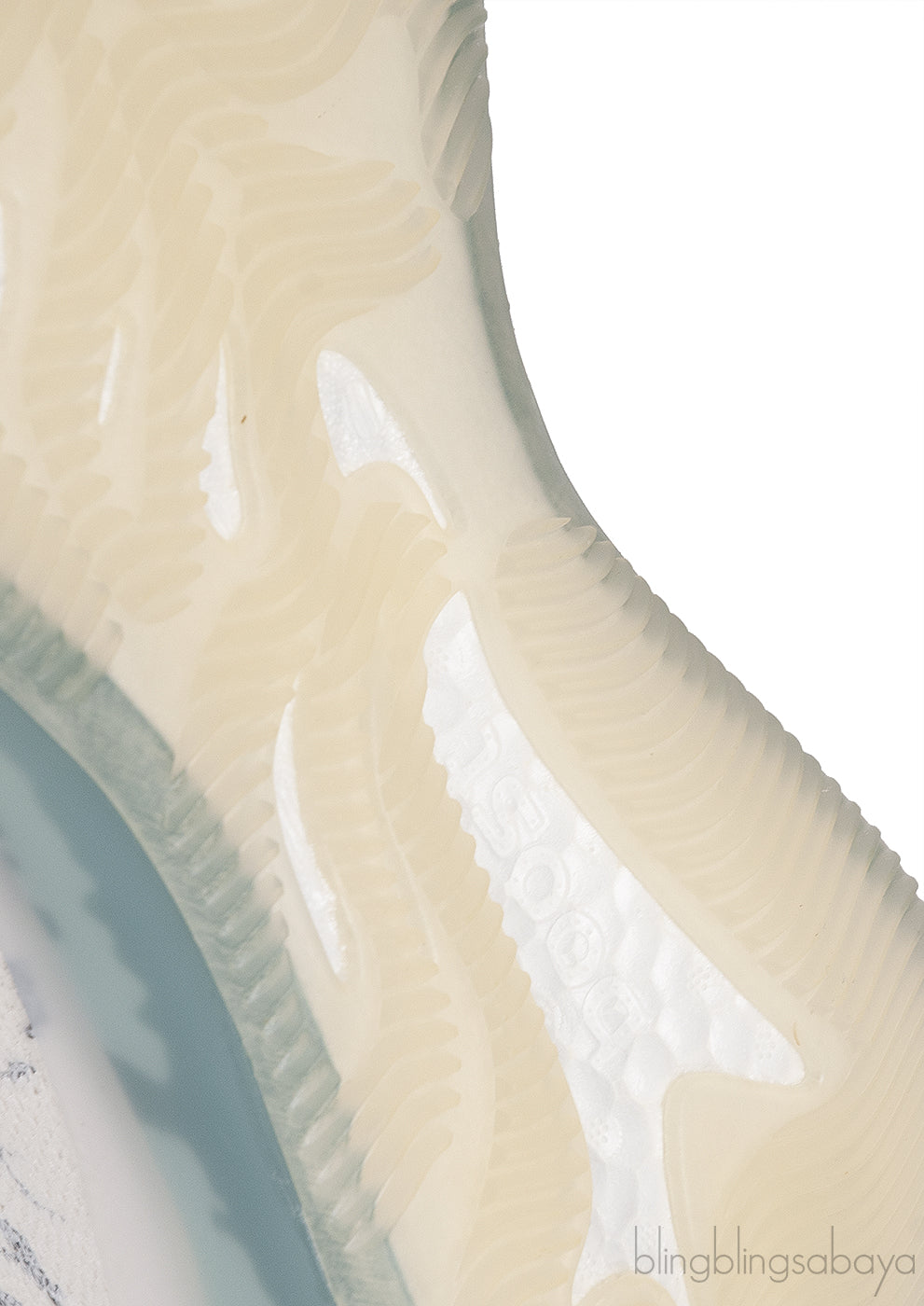Yeezy 380 GW0304  Alien Blue