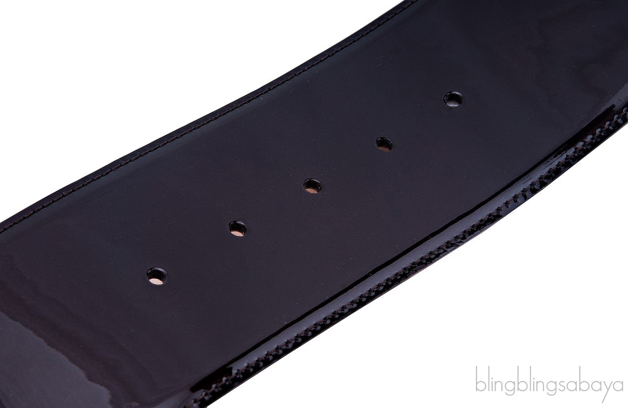 Initials Vernis Black Belt