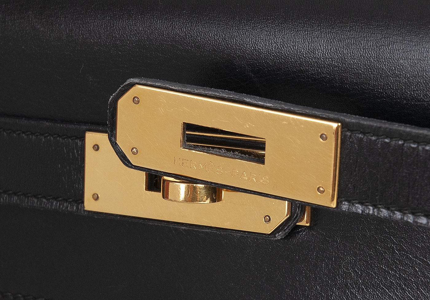Vintage Kelly 32 Black Box Sellier GHW