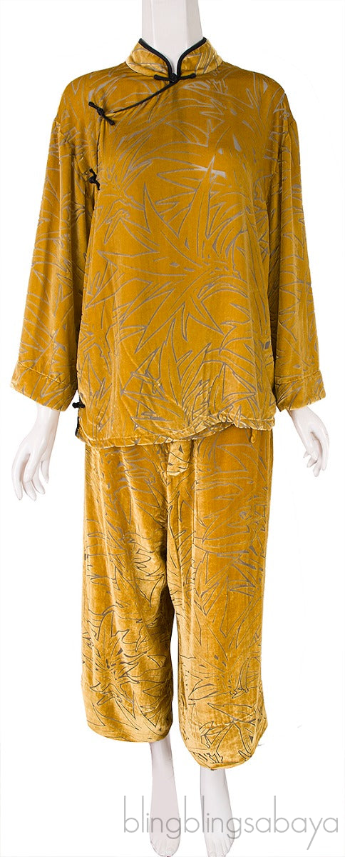 Harlow Leaf Velvet Pajama Set