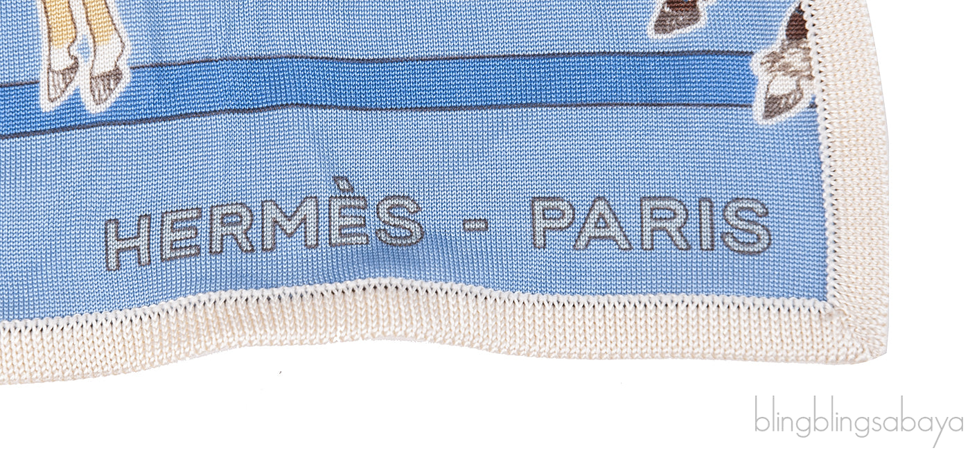 Hermes Carre en Carres Silk Scarf