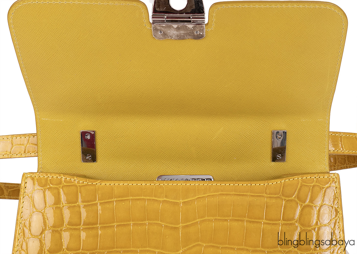 Kwanpen Mustard City Cruiser Sling Bag
