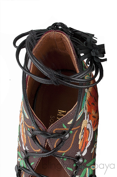 Embroidered Lace Canvas Sandals