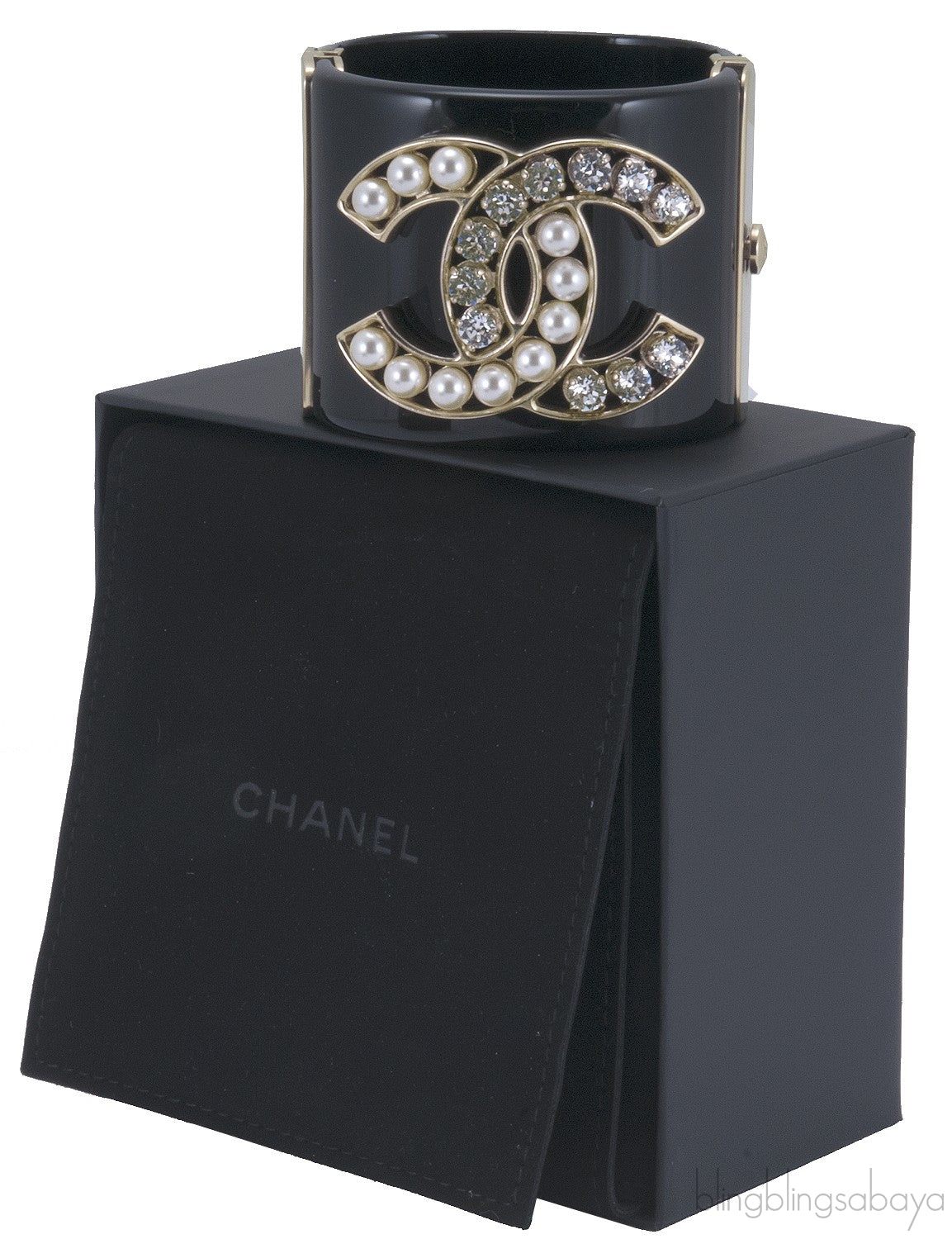 CC Pearl Crystal Black Cuff Manchette
