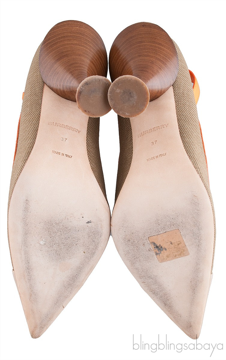 Brecon Contrast Trim Canvas Pumps