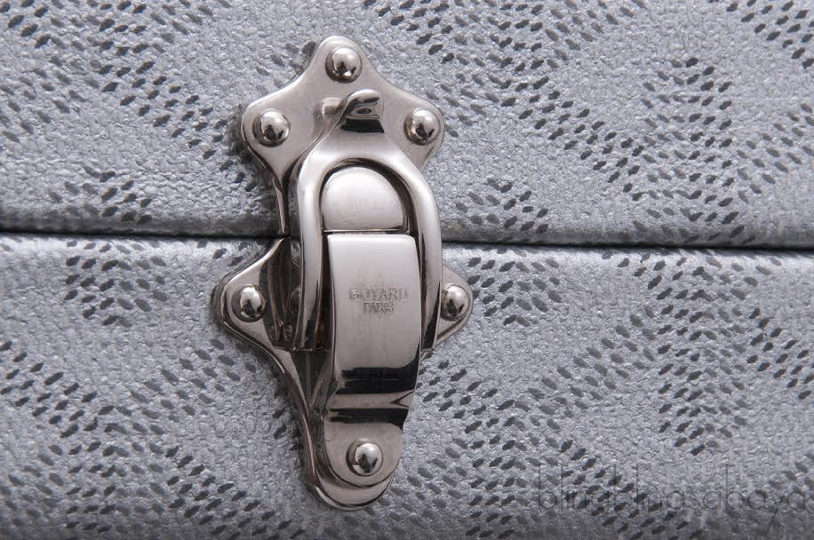 Silver Saint Honore Clutch