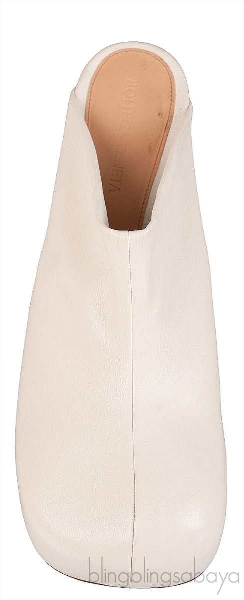 Bottega Veneta Off-white Mules & Clogs