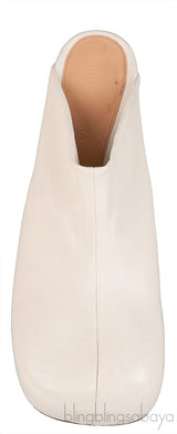 Bottega Veneta Off-white Mules & Clogs
