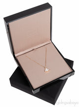 Diva\'s Dream Mother of Pearl YG Necklace