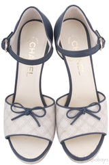 Toile & Leather Peep Toe Pump