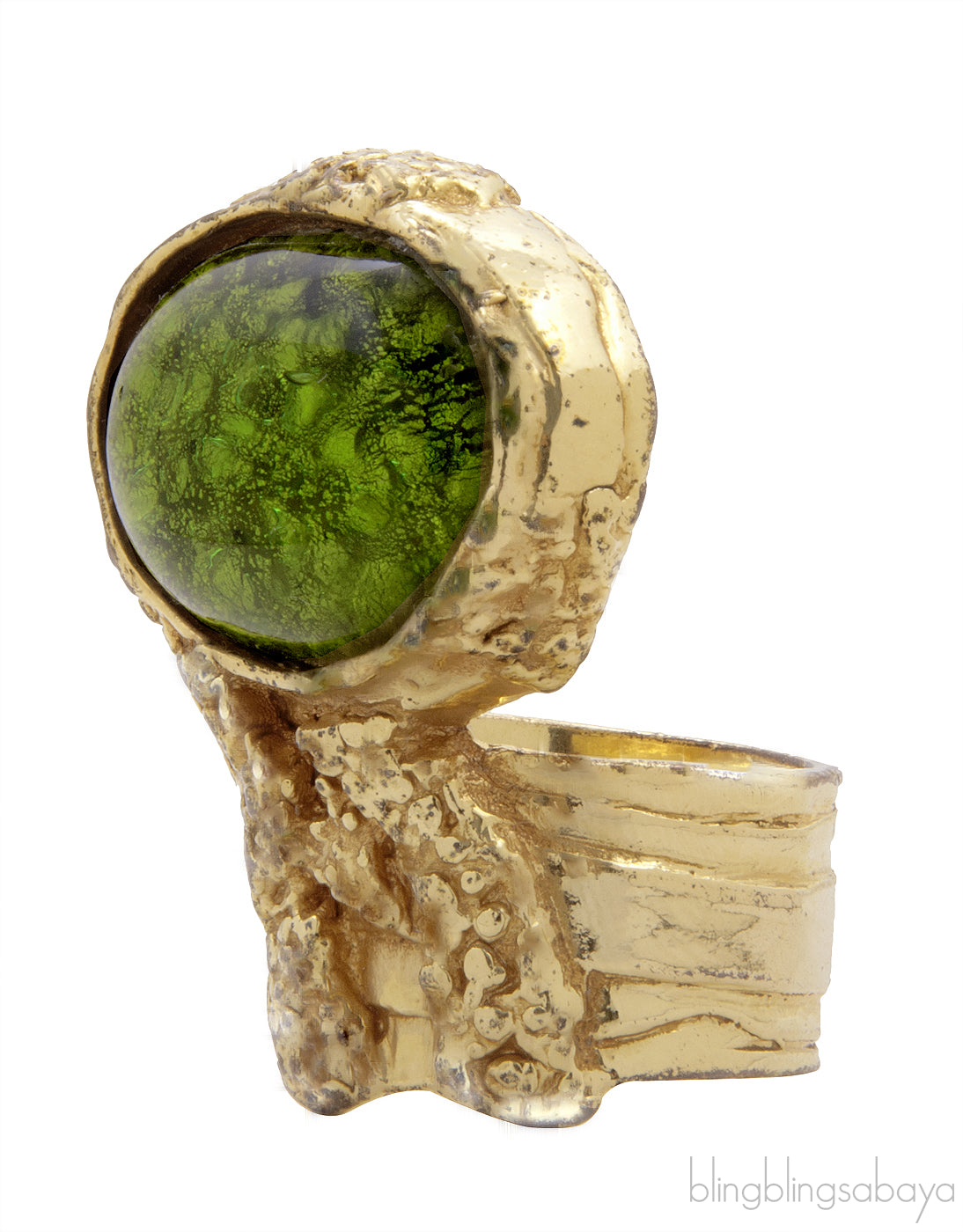 Arty Oval Ring Emerald Green