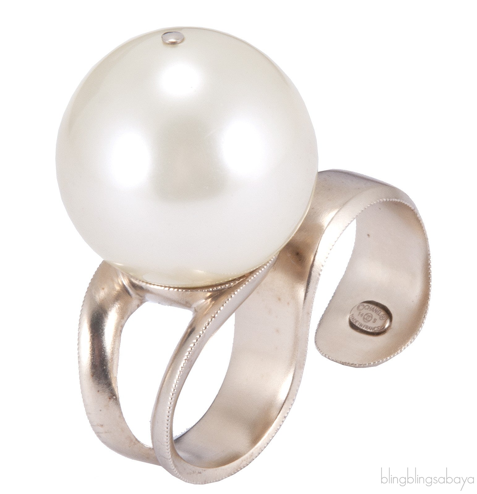 Double Metal Giant Pearl Ring