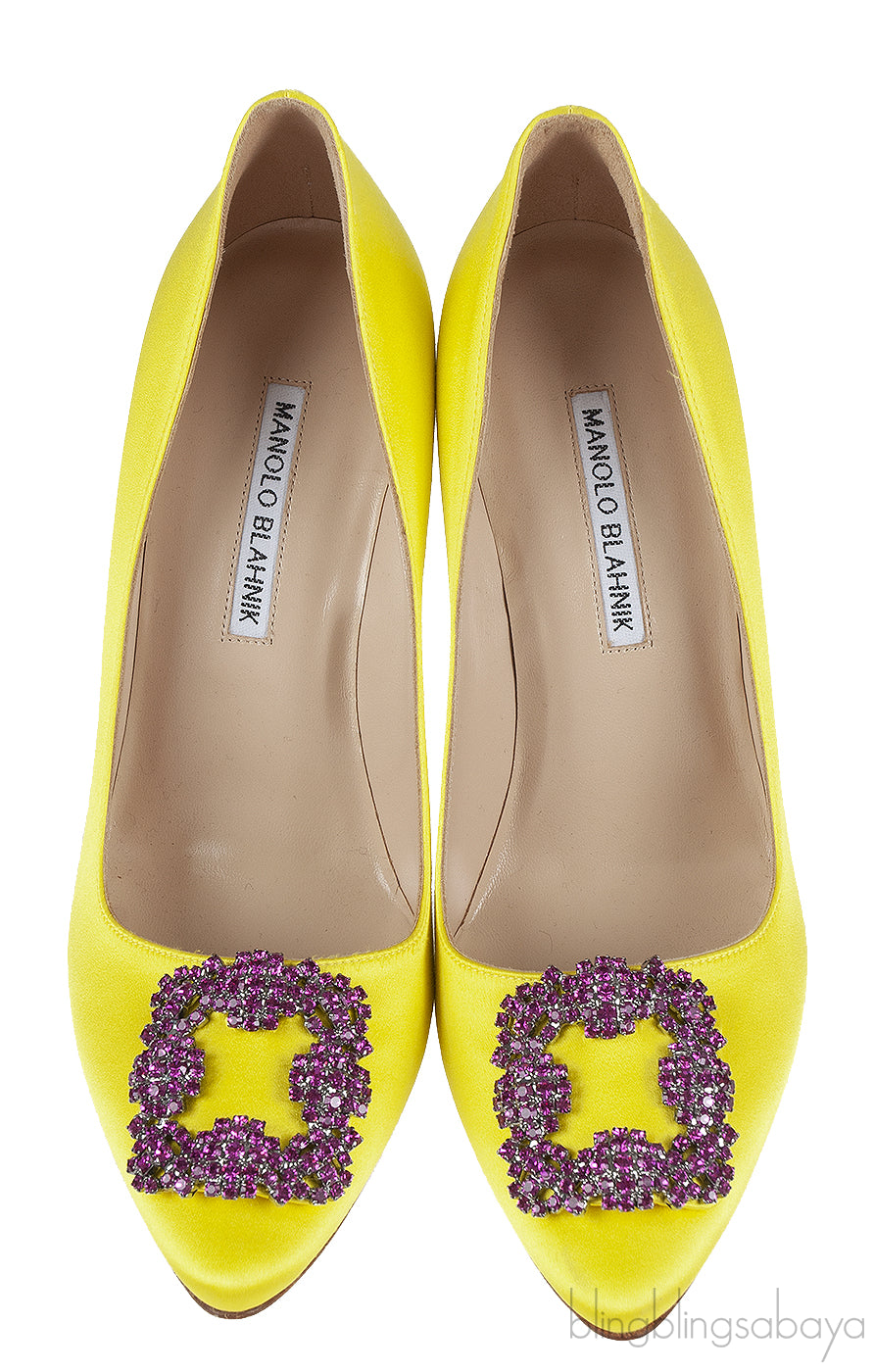Manolo Blahnik Yellow Satin Hangisi Pump