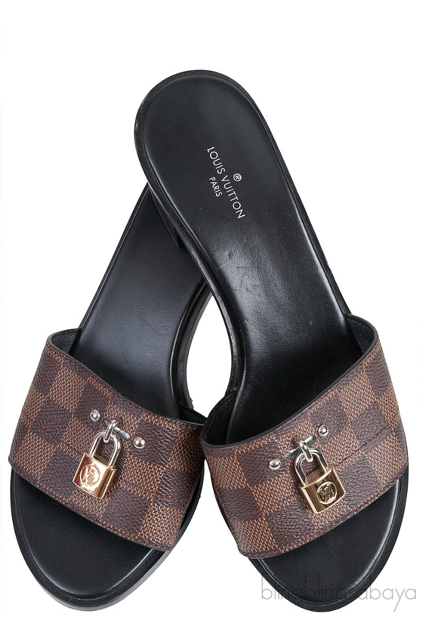 Middle East Exclusive Lock It Mule