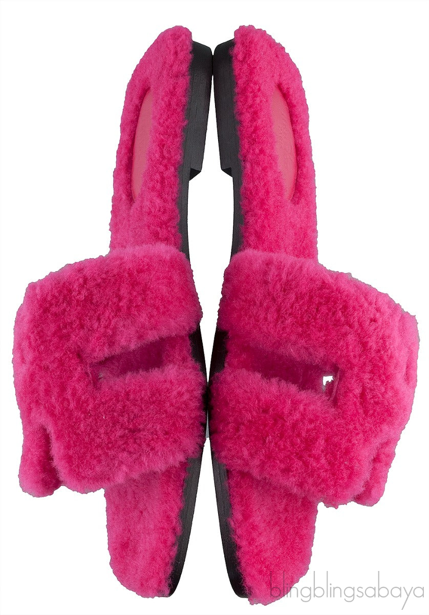 Oran Teddy Bear Fuchsia Sandals