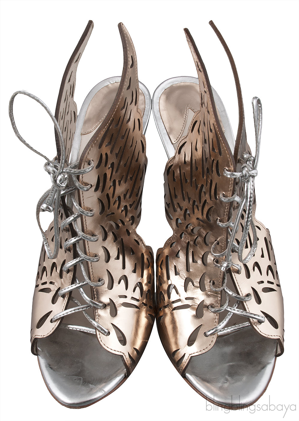 Cut-out Wings Slip-on Sandals