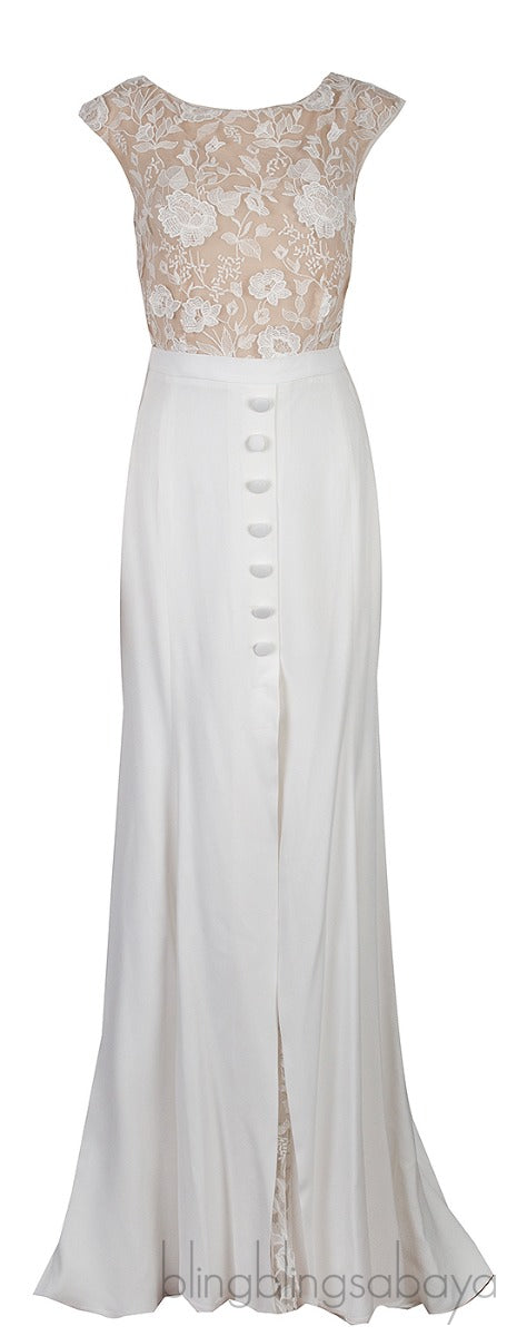 Lace Sleeveless Buttoned Skirt Gown