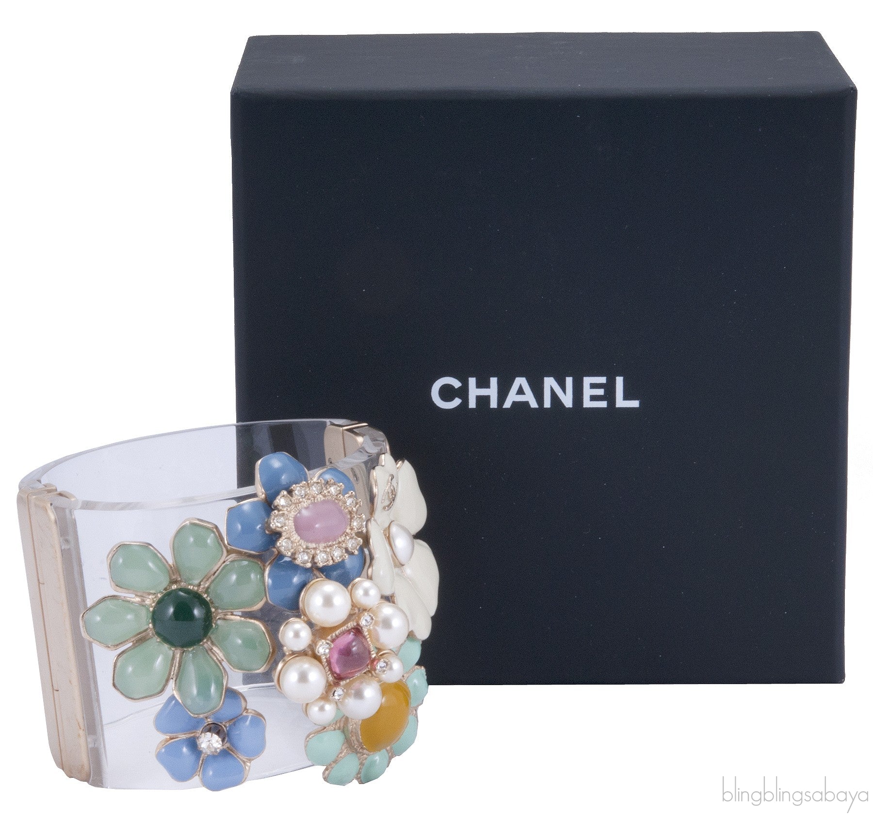 Camelia Garden Floral Bangle