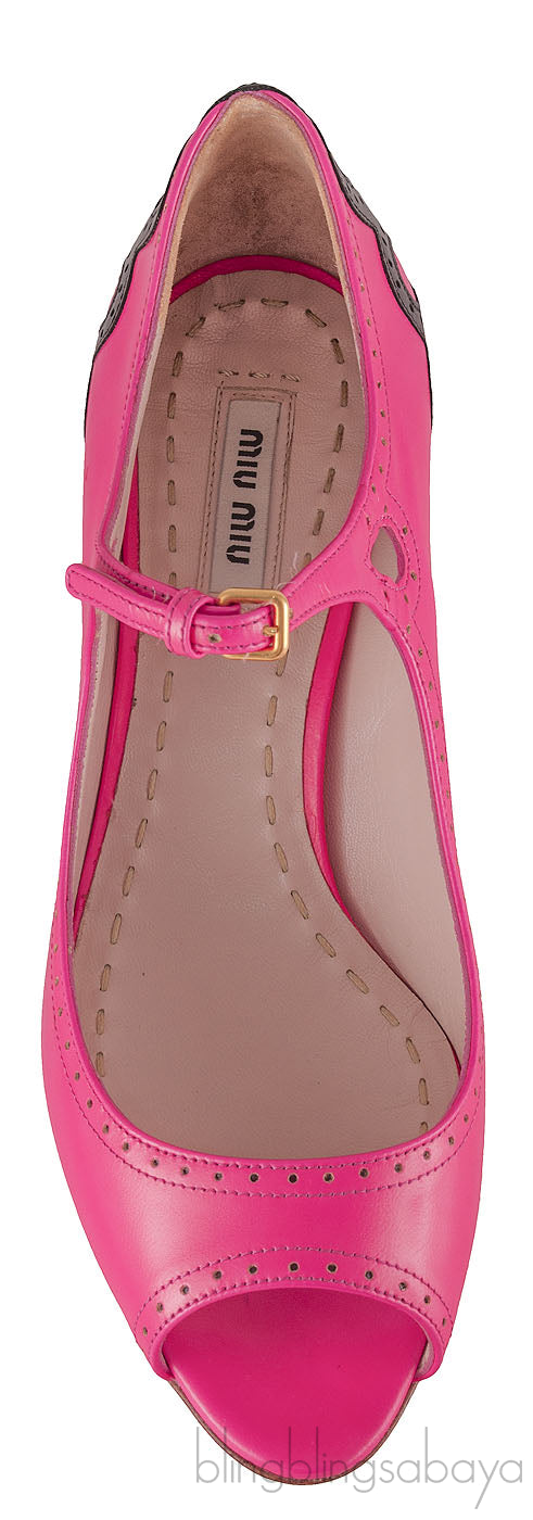 Capreto Bi-color Peep Toe Heels